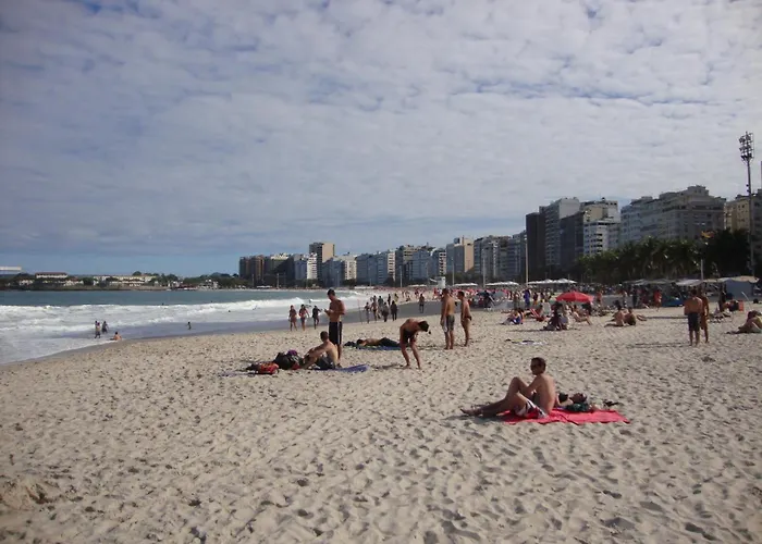 Bom De Mais Fica Aqui Em Copacabana